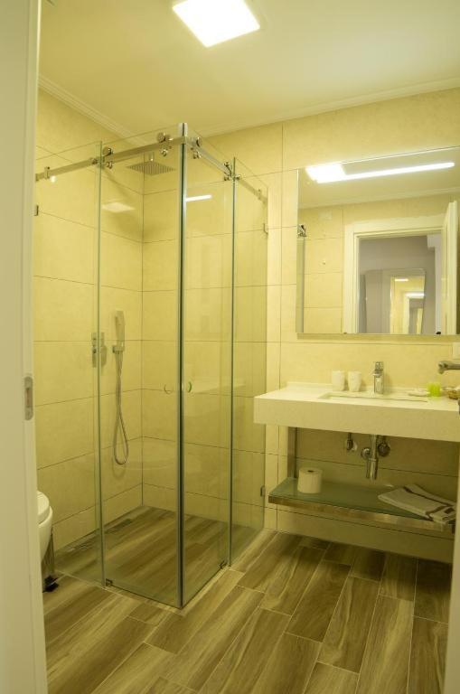 Villa Kalcuni Sarande 4*