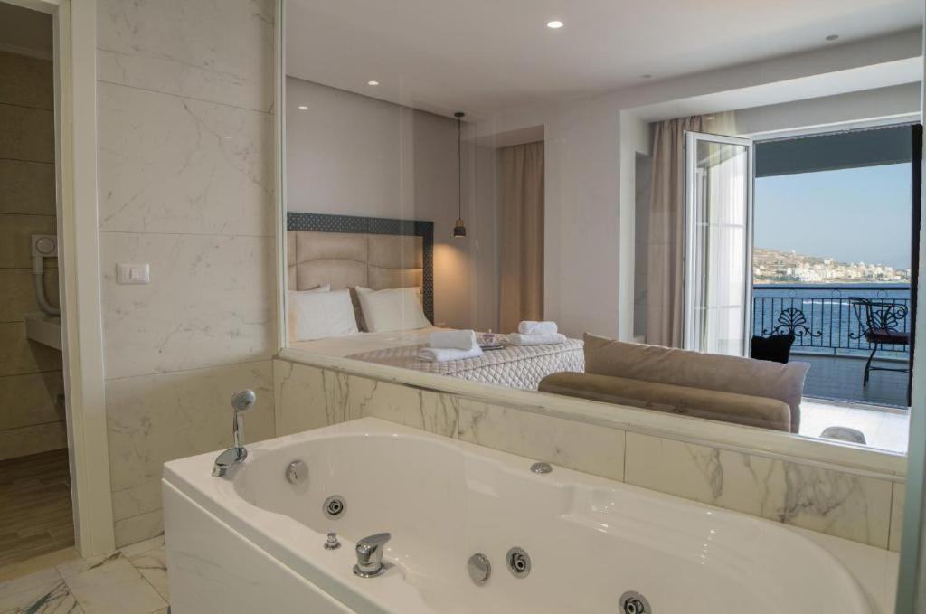 Villa Kalcuni Sarande Hotel 4*
