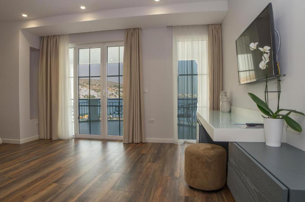 Villa Kalcuni Sarande Hotel 4*